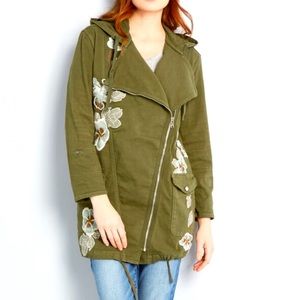 Driftwood | Flaunting Flora Embroidered Anorak NWT